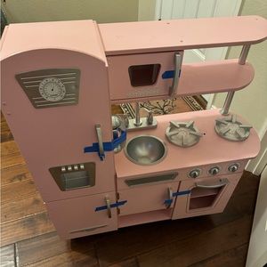 Kid kitchen works good! The door even opens where the crack is